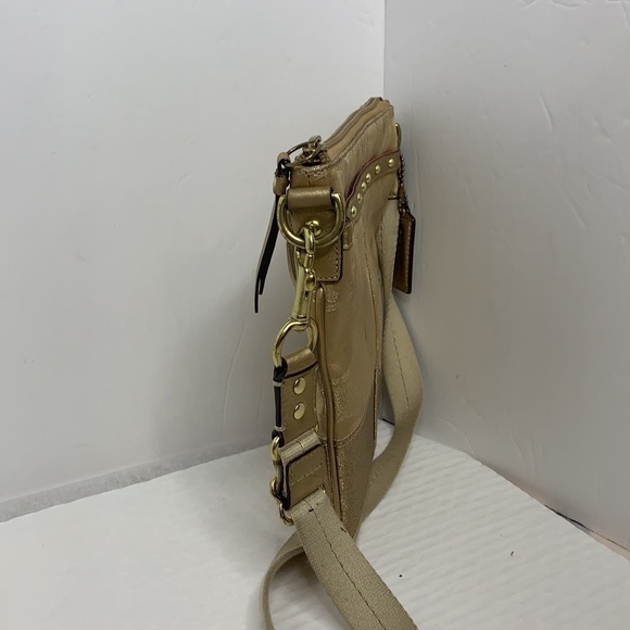 Coach Swingpack Stud Lurex Gold Jacquard CrossBody - Picture 2 of 9